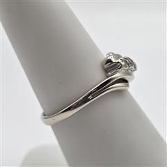 10K White Gold Round Natural Diamond Three-Stone Bypass Over Under Ring Size 7